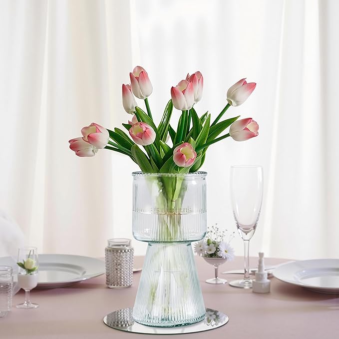 VECELO Modern Ribbed Glass Vase, Clear Flower Vase for Table Centerpiece, Modern Glass Vase for Living Room, Bedroom, Dining Table, Entryway, Office, Wedding, 7.5 Inches