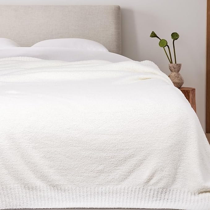JOOJA Cream White Blanket Warm Queen Size Fuzzy Knitted Blanket, Oversized Luxury Bed Blankets, Soft Queen Blanket for Bed, Lightweight Plush Blanket Queen Size for Cozy Nights (Cream, 90x90)