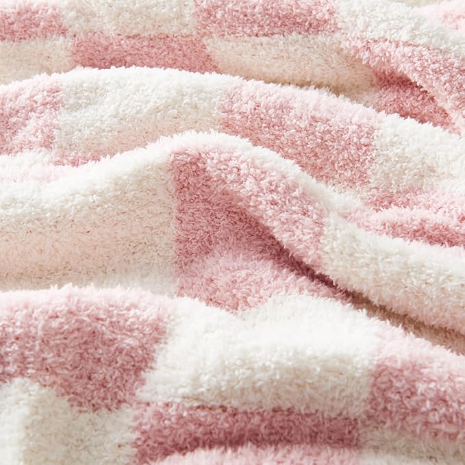 CozeCube Checkered Blanket, Ultra Soft Cozy Pink and White Throw Blanket, Warm Cozy Knit Fuzzy Plush Checkerboard Throw for Couch Bed Sofa, 60“x80”