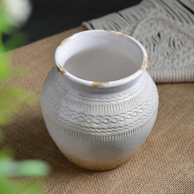 Quoowiit Ceramic Rustic Farmhouse Vase, White Distressed Flower Vase for Home Decor, Boho Decorative Vases for Centerpiece Table Decorations, Vases for Living Room Kitchen Entryway Mantle Shelf Decor