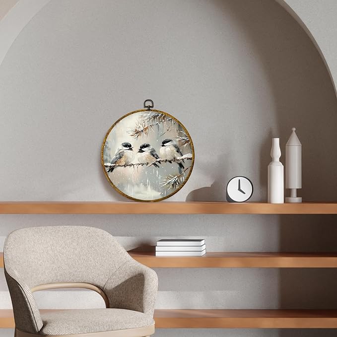 CUANFDDSF Vintage Winter Bird Round Wall Art Decor, Rustic Cottagecore Bird Wall Hanging Frame Decor, Farmhouse Cozy Winter Canvas Prints Decorations for Home Bedroom Living Room, 10x10 Inch