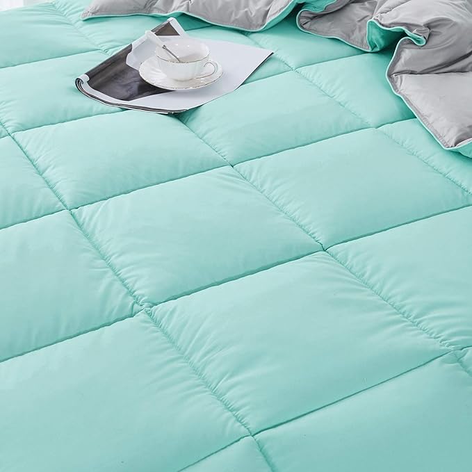 HIG Reversible Lightweight Comforter - All Season Down Alternative Summer Duvet Insert Blue Quilted Bedding Comforter with Corner Tabs Twin/Twin XL Size Aqua Blue/Light Grey