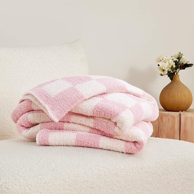 CozeCube Checkered Blanket, Ultra Soft Cozy Pink and White Throw Blanket, Warm Cozy Knit Fuzzy Plush Checkerboard Throw for Couch Bed Sofa, 50"x60"