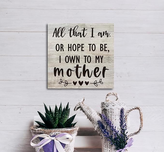 Family Wooden Plaque, “Family Means Nobody Gets Left Behind or Forgotten”, 6.2x6.2 Inch Table Art Sign, Farmhouse Quote Decor for Living Room or Home Tabletop