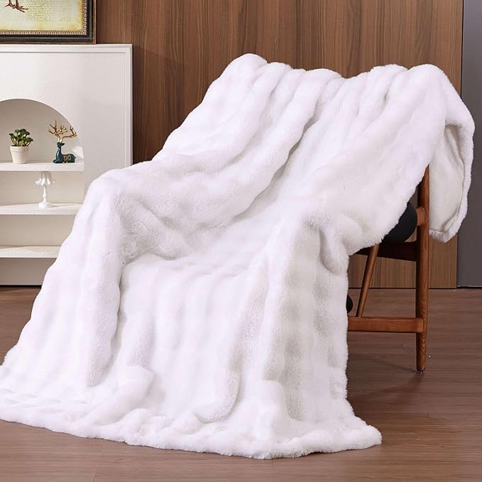 Faux Fur Throw Blanket White Fluffy Bubble Throw Blanket 50x60 for Sofa Couch Bedroom Fuzzy Soft Cozy Thick