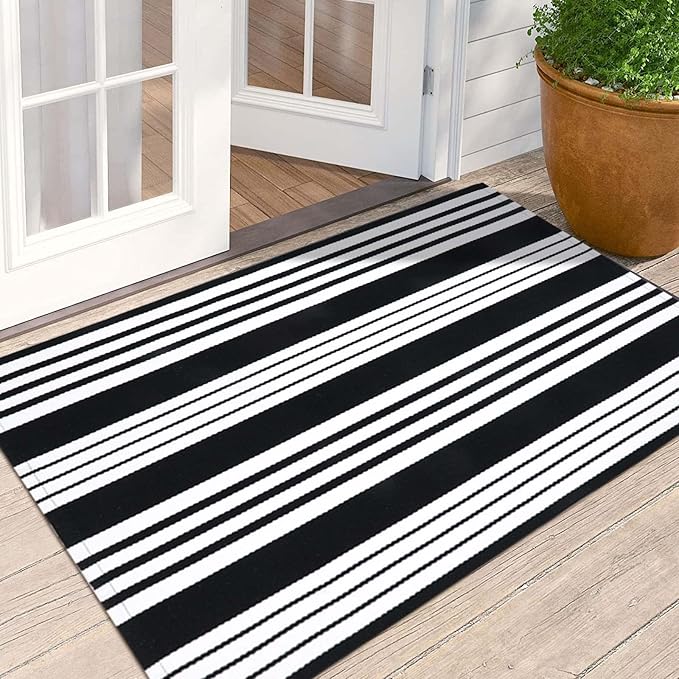 OJIA Fall Front Door Mats Outdoor 27.5x43 Inches, Black and White Outdoor Rugs Cotton Woven Front Door Rug Machine Washable Layered Doormats for Porch/Farmhouse/Kitchen/Entryway/Patio
