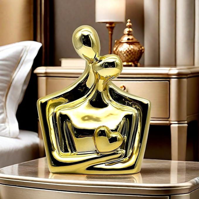 Couple Sweethearts Lover Hug Electroplate Statue Figurines Sculpture Ceramic Collectible Gifts for Office Home Decor Desk Accessories Decoration Figurine (Gold)