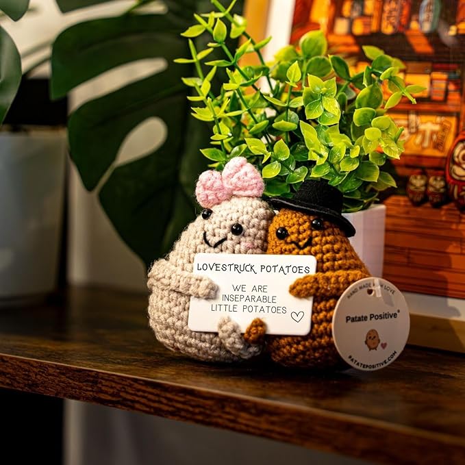 Love Potatoes© | Idea Couple Gift | for Him & Her | Surprise Valentine’s Day Anniversary Wedding | I Love You | Romantic Plush | Partner Boyfriend Girlfriend | Distance Relationship | Cute Pocket Hug