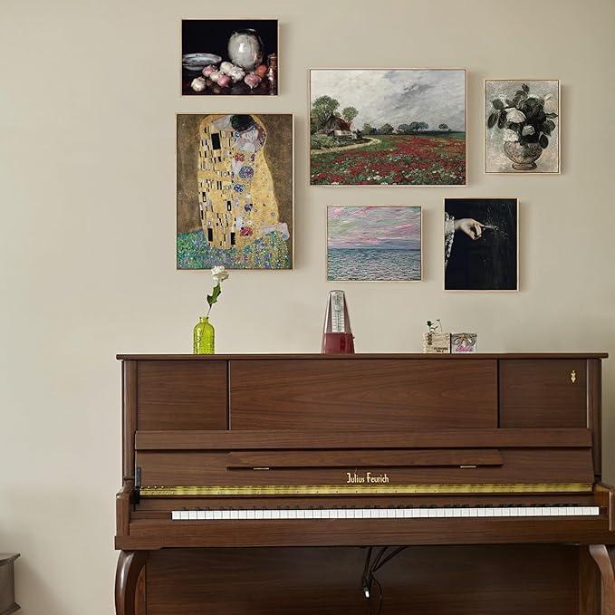 crmotu Vintage Framed Wall Art, Abstract Classical Portrait Canvas Painting, Lover Kiss Gold Art Prints, French Country Wall Pictures for Living Room Bedroom Kitchen Decorations Office Artwork 8x10in