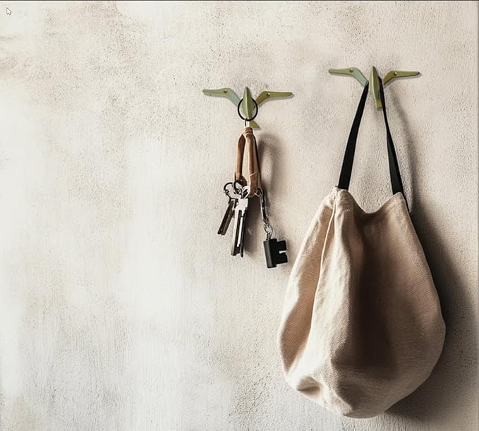 Ambipolar Iron Cast Decorative Gull Bird Wall Mounted Coat Hooks, Set of 3 (Gold)