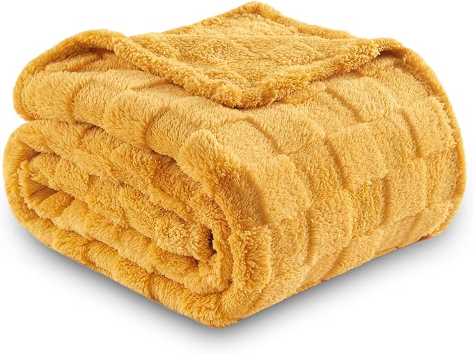 NEWCOSPLAY Super Soft Queen Blanket Mustard Yellow Premium Silky Flannel Fleece 3D Checkered Lightweight Bed Blanket All Season Use (Mustard Yellow Checkered, Queen(90"x90"))