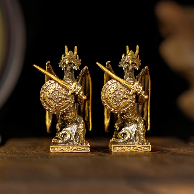 CHOVY Retro Handcrafted Dragon Knight Statue - 100% Solid Brass Armored Warrior with Sword & Shield, Vintage Style Collectible Art Piece for Home Unique Gift for Fantasy Lovers & Medieval Collectors