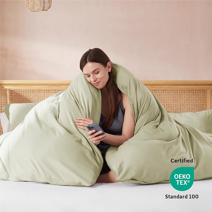 Nestl King Duvet Cover Set with Comforter Insert - Light Sage 4 Piece 104x90 Duvet Cover & 2 Pillow Shams with White Quilted Down Alternative Comforter, Ultra Soft, All Season