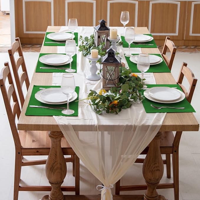 Cloth Green Placemats Set of 8, Linen Type Fabric Placemats Machine Washable Heat Resistant Placemats Polyester Place Mats for Halloween, Thanksgiving and Christmas Dining Table (Forest Green)