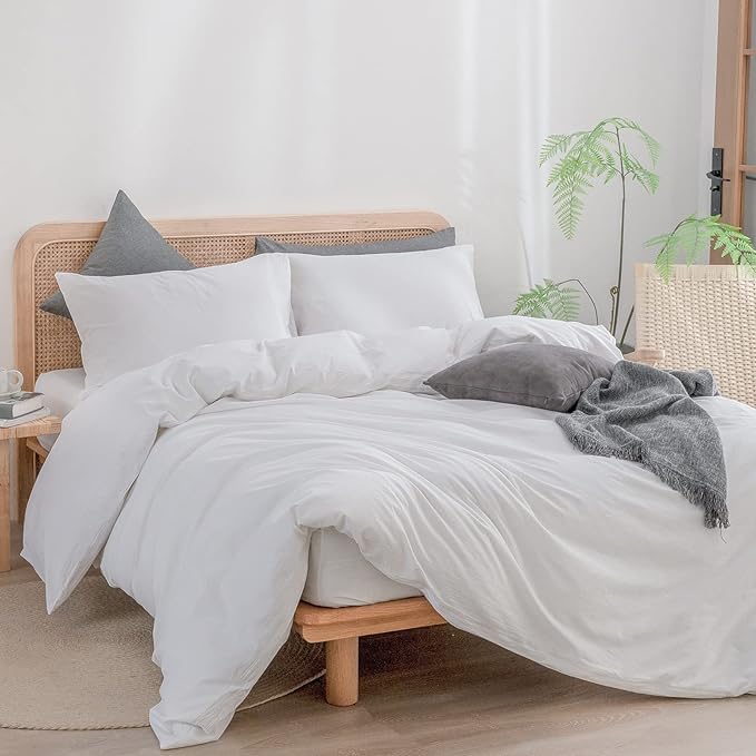 BESTOUCH Duvet Cover Set 100% Washed Cotton Linen Feel Super Soft Comfortable Chic Lightweight 3 PCs Home Bedding Set Solid Bright White Super King