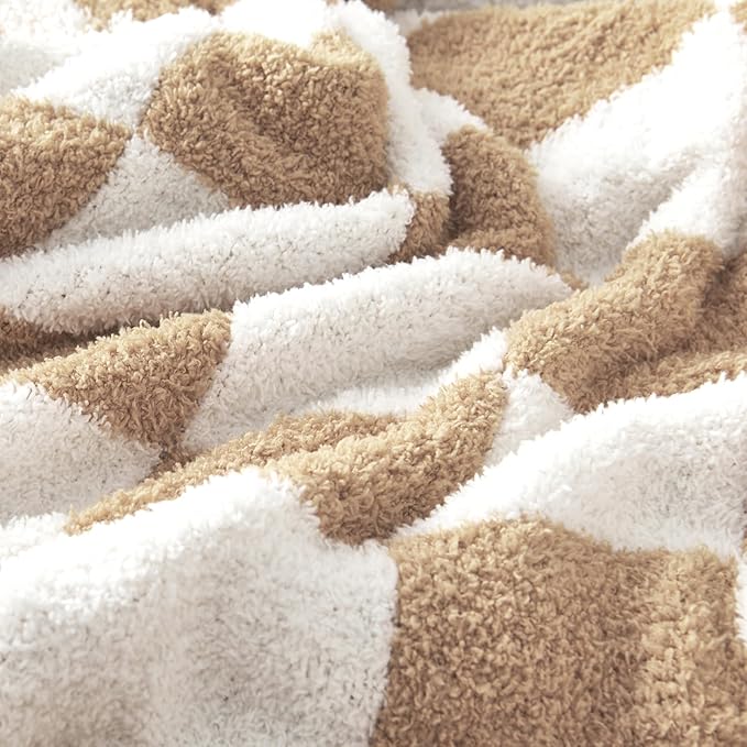 CozeCube Checkered Blanket, Ultra Soft Cozy Khaki Tan and White Throw Blanket, Warm Cozy Knit Fuzzy Plush Checkerboard Throw for Couch Bed Sofa, 60"x80"