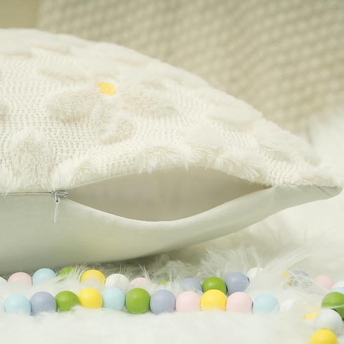 GEEORY Daisy Soft Plush Pillow Covers, 20 x 20 Inch Set of 2, Fluffy Faux Fur Wool Decorative Farmhouse Cushion Case for Sofa Home Decoration Cream GC030-20