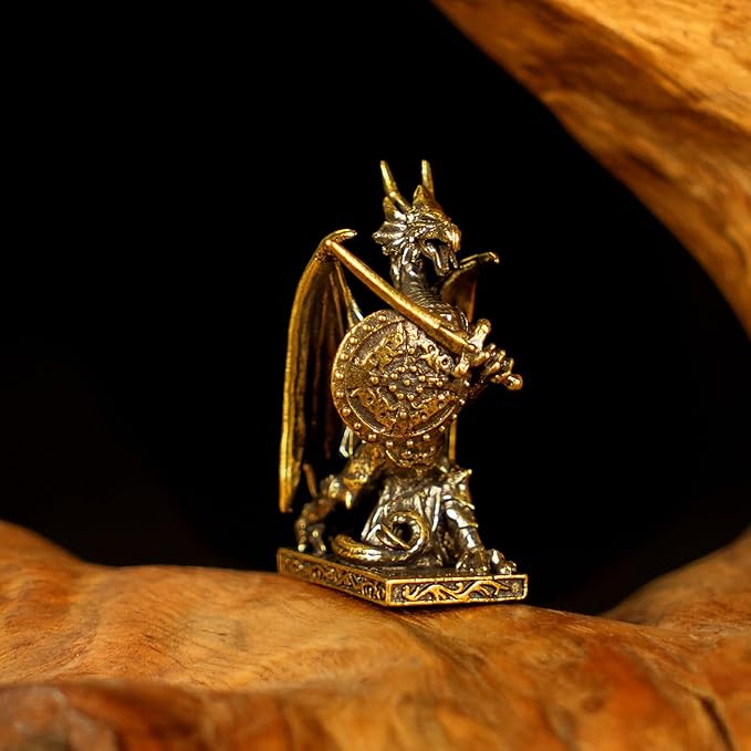 CHOVY Retro Handcrafted Dragon Knight Statue - 100% Solid Brass Armored Warrior with Sword & Shield, Vintage Style Collectible Art Piece for Home Unique Gift for Fantasy Lovers & Medieval Collectors