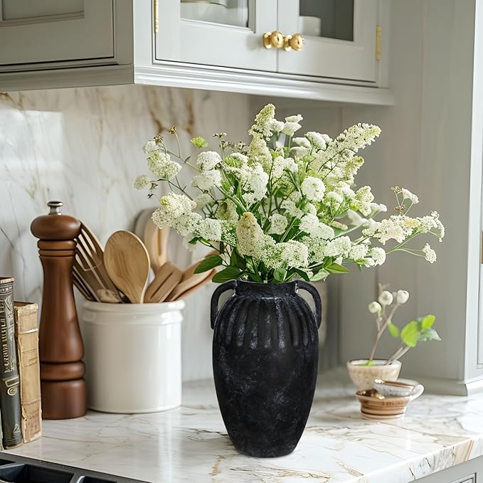 Ceramic Rustic Farmhouse Vase, 9 inch Pottery Black Flower Vase with 2 Handles for Centerpieces Pampas Grass Boho Modern Rustic Farmhouse Decor for Living Room Kitchen Countertop Dinner Table Shelves