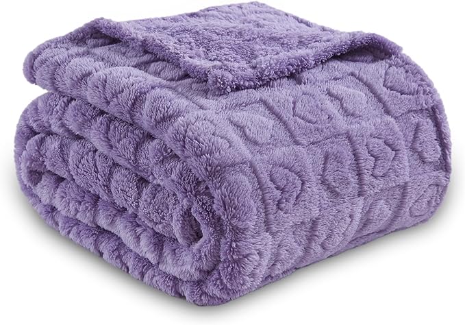 NEWCOSPLAY Super Soft Queen Blanket Lavender Premium Silky Flannel Fleece 3D Heart Checkered Lightweight Bed Blanket All Season Use (Lavender Heart, Queen(90"x90"))