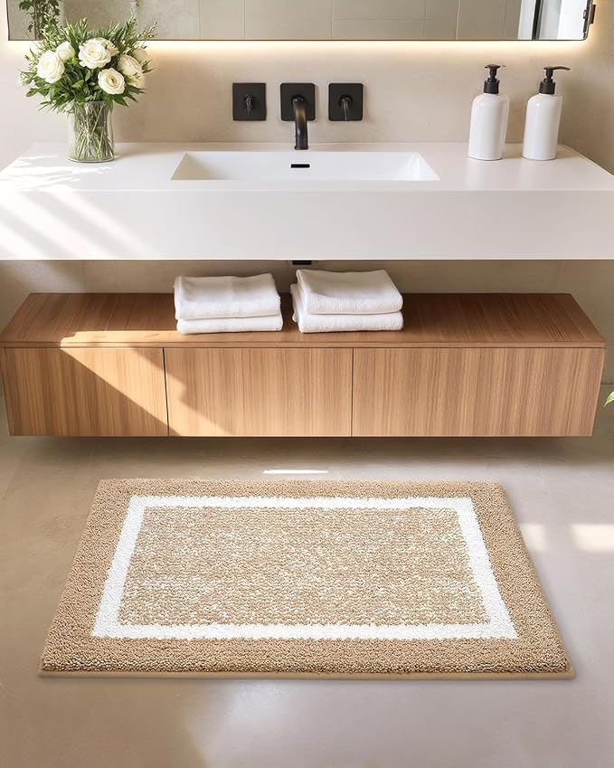 Color&Geometry Simple and Stylish Bath Mats for Bathroom Non Slip, 20"x29" Standard Sized Beige and White Bathroom Rugs, Absorbent, Soft, Washable, Microfiber Bath Mat