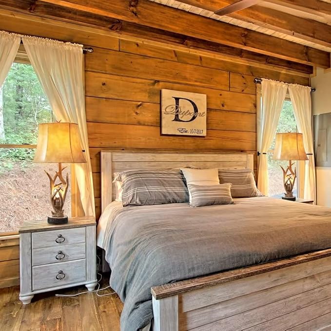 Dungoo Rustic Western Deer Table Lamps with Nightlight Set of 2, 26" Rustic Bedside Lamps for Bedroom with 2 USB Ports, Natural Antler Table Lamp for Christmas Living Room Foyer Office