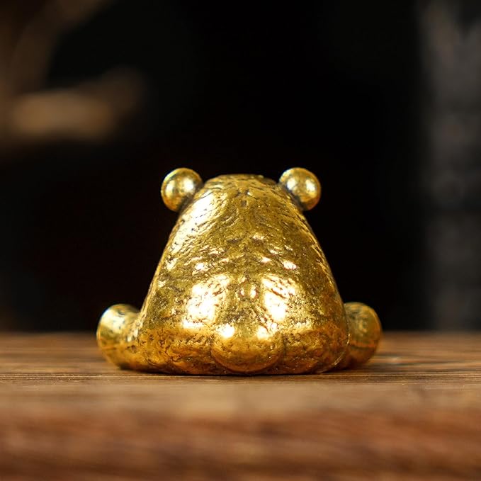 Retro Handcrafted Sitting Panda Ornament - 100% Solid Brass Decor Adorable Chubby Panda Sculpture in Resting Pose Vintage Style Collectible Art Piece Unique Gift for Panda Lovers & Nature Enthusiasts