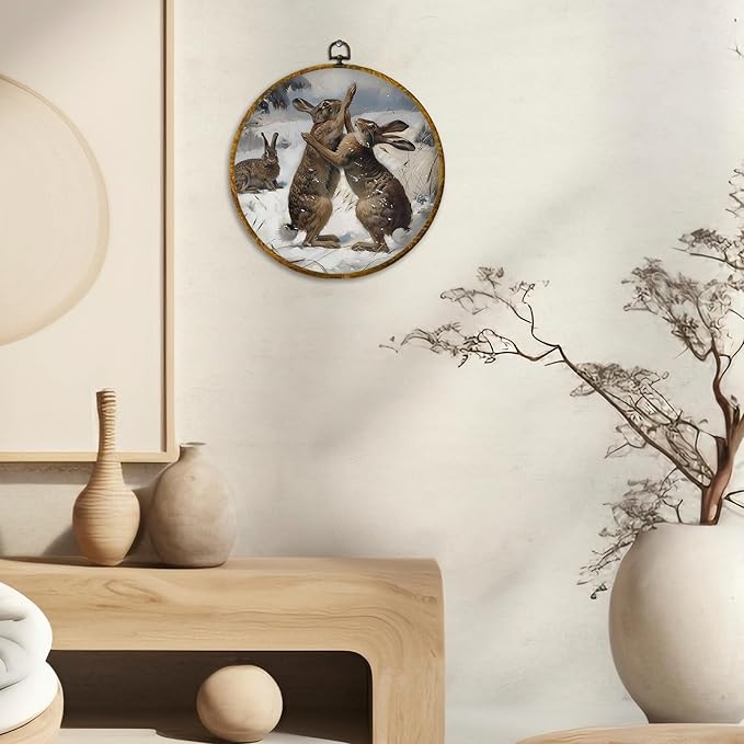 CUANFDDSF Vintage Winter Bunny Round Wall Art Decor, Rustic Cottagecore Rabbit Wall Hanging Frame Decor, Antique Winter Fighting Bunny Canvas Prints Decorations for Home Bedroom, 10x10 Inch