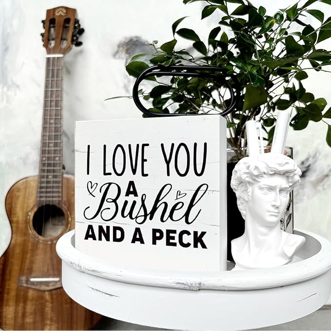 Rustic Wood Sign, I Love You A Bushel and A Peck, 5.7*5.7IN Wooden Box Sign, Tabletop Decor, Family/Loved Ones Gift