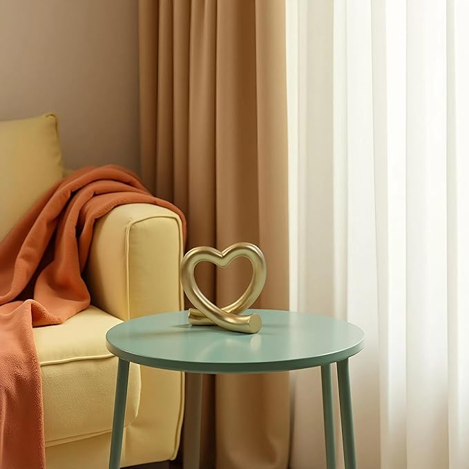 Gold Heart Love Sculpture – Luxury Romantic Gift for Anniversary, Wedding Table Decor, Golden Love Figurine for Elegant Interiors