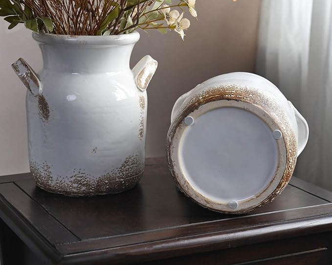 Quoowiit Ceramic Rustic Farmhouse Vase, Distressed Decorative Flower Vase for Home Decor, Ideal Shelf Decor, White Boho Vase for Living Room Bedroom Kitchen Office Decor Centerpiece Table Decorations