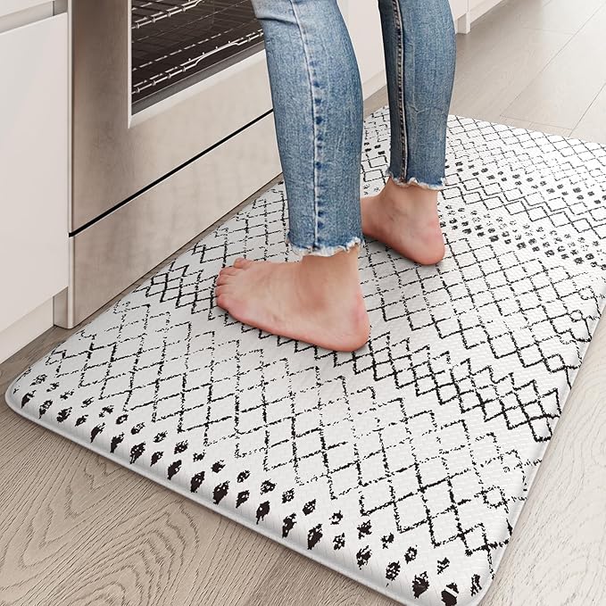KIMODE Anti Fatigue Kitchen Mats for Floor,17.3" x 29" Black and White Cushioned Kitchen Rugs,Non-Slip Waterproof Wipe Clean Kitchen Sink Standing Mat for Corner Sink,Kitchen Floor