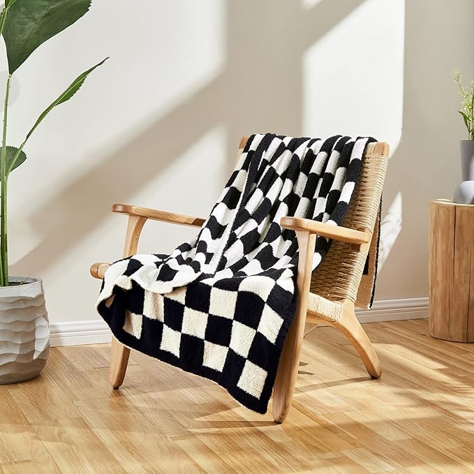 CozeCube Checkered Blanket, Ultra Soft Cozy Black and White Throw Blanket, Warm Cozy Knit Fuzzy Plush Checkerboard Throw for Couch Bed Sofa, 50"x60"