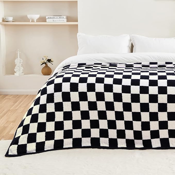 CozeCube Checkered Blanket, Ultra Soft Cozy Black and White Throw Blanket, Warm Cozy Knit Fuzzy Plush Checkerboard Throw for Couch Bed Sofa, 60"x80"