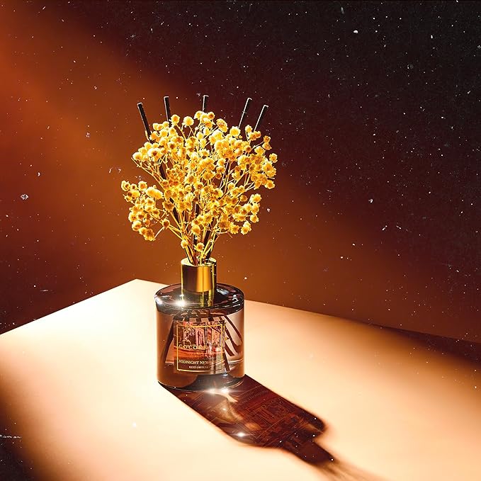 COCORRÍNA Reed Diffuser - Midnight New York 6.7 Fl.oz Reed Diffuser Set with 8 Sticks & Preserved Baby's Breath, Reed Diffuser for Home Bathroom Shelf Decor