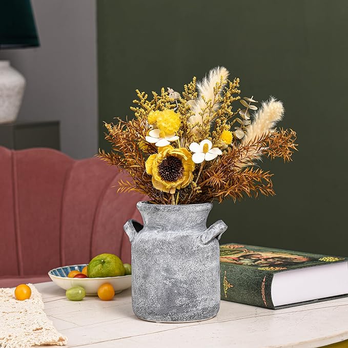 Quoowiit Ceramic Rustic Farmhouse Vase, Distressed Decorative Flower Vases for Home Decor, Ideal Shelf Decor, Black Boho Vase for Living Room Bedroom Kitchen Office Centerpiece Table Decorations