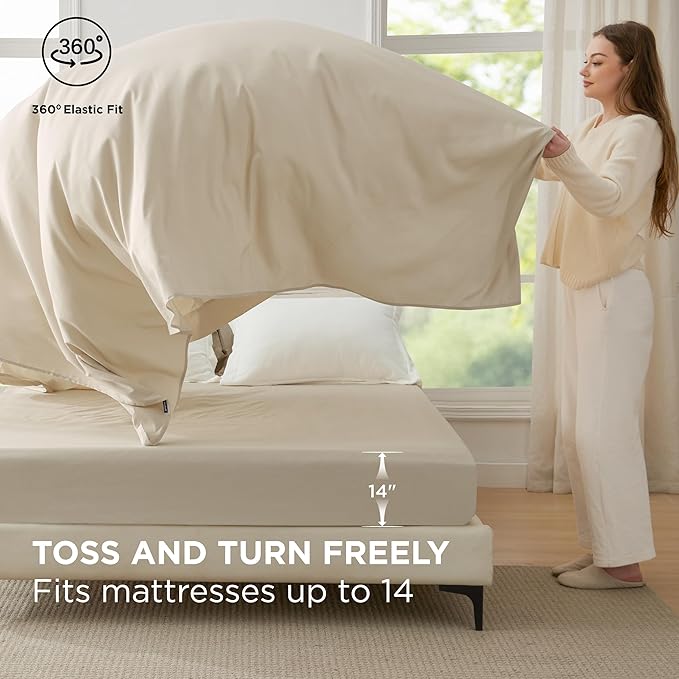 Bedsure Full Comforter Set - 7 Pieces White Full Bedding Set for All Seasons, Boho Contrasting Design Bed in a Bag with Comforter, Sheets, Pillowcases & Shams