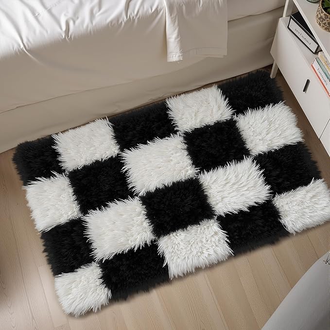 Checkered Area Rug 2x3 for Bedroom, Black and White Modern Shag Rug Super Soft Runner Carpet Washable Fluffy Rugs for Living Room Bedside Sofa Home Dorm Decor Aesthetic