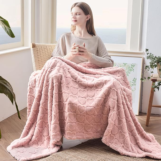 NEWCOSPLAY Super Soft King Blanket Dusty Pink Love Premium Silky Flannel Fleece 3D Heart Checkered Lightweight Bed Blanket All Season Use (Dusty Pink Love, King(90"x110"))