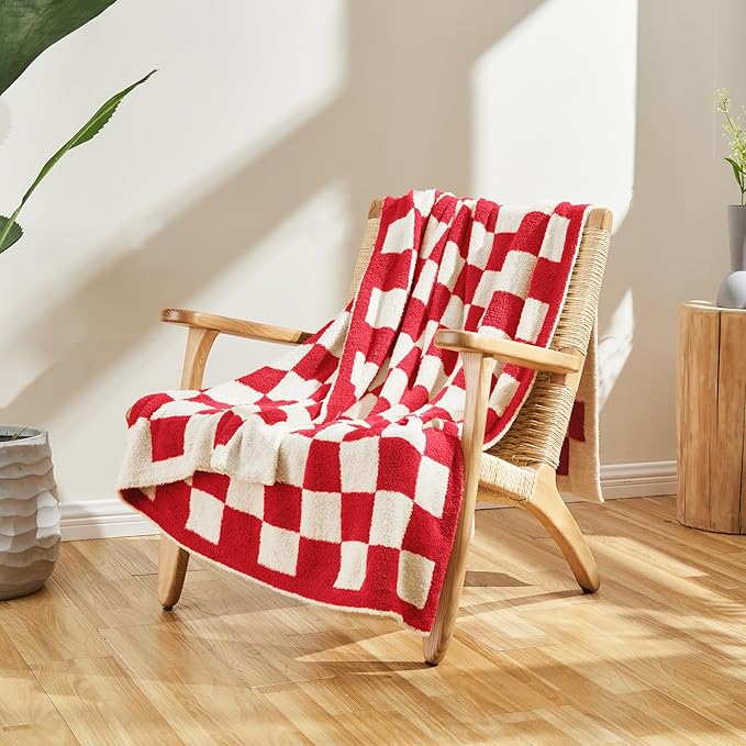 CozeCube Checkered Blanket, Ultra Soft Cozy Christmas Red and White Throw Blanket, Warm Cozy Knit Fuzzy Plush Checkerboard Throw for Couch Bed Sofa, 60"x80"