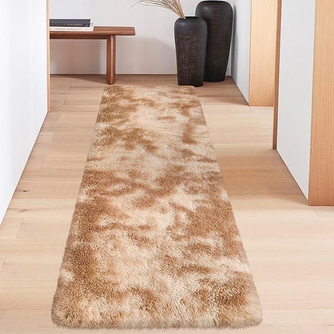 Super Soft Fluffy Living Room Area Rugs 2x6 ft Tie-Dyed Beige Shaggy Furry Carpet Washable Non-Slip Floor Rug Bedroom Bedside Nursery Rug Fuzzy Girls Boy Reduce Noise Dorm Home Decor