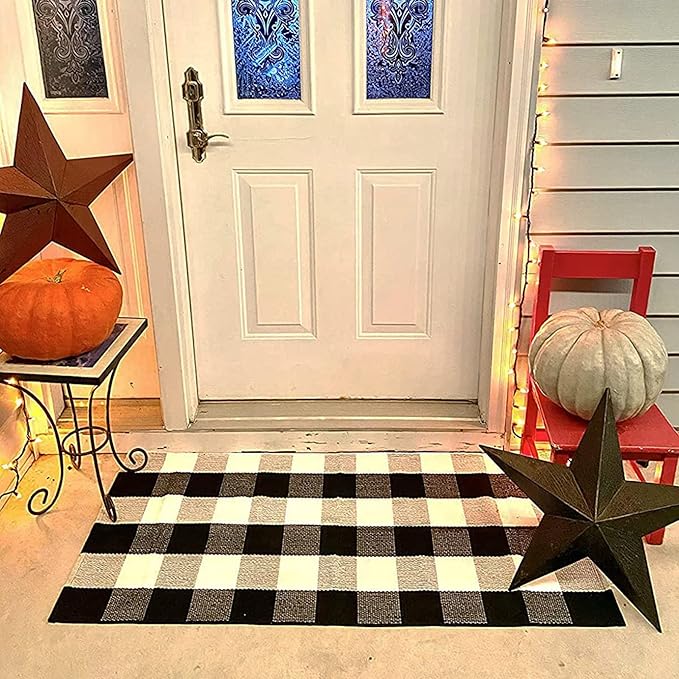 SEEKSEE Cotton Buffalo Plaid Rug 24"x52" Black and White Checked Rug Washable Doormats Indoor Outdoor Rugs for Layered Front Door Mats, Porch, Kitchen, Farmhouse, Entryway