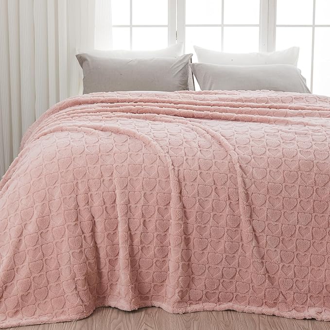 NEWCOSPLAY Super Soft King Blanket Dusty Pink Love Premium Silky Flannel Fleece 3D Heart Checkered Lightweight Bed Blanket All Season Use (Dusty Pink Love, King(90"x110"))