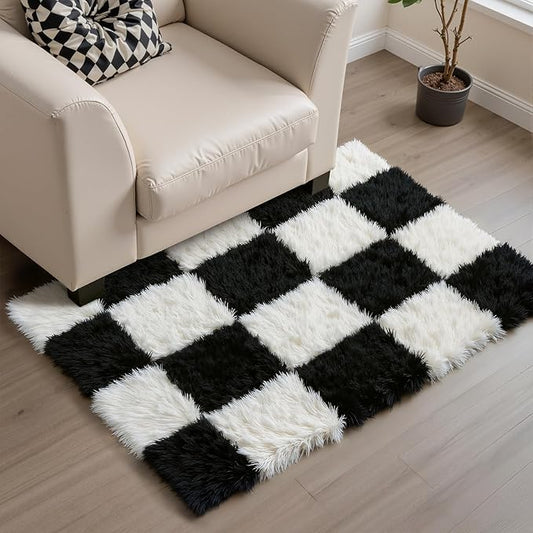 Checkered Area Rug 2x3 for Bedroom, Black and White Modern Shag Rug Super Soft Runner Carpet Washable Fluffy Rugs for Living Room Bedside Sofa Home Dorm Decor Aesthetic