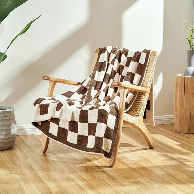 CozeCube Checkered Blanket, Ultra Soft Cozy Dark Brown and White Throw Blanket, Warm Cozy Knit Fuzzy Plush Checkerboard Throw for Couch Bed Sofa, 60"x80"