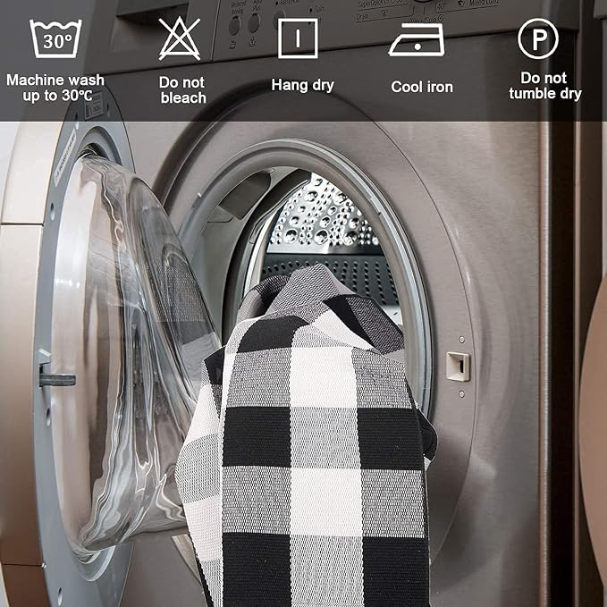 SEEKSEE Cotton Buffalo Plaid Rug 27.5"x43" Black and White Checked Rug Washable Doormats Indoor Outdoor Rugs for Layered Front Door Mats, Porch, Kitchen, Farmhouse, Entryway