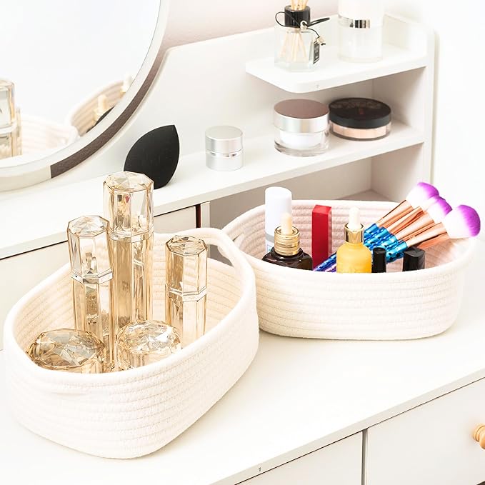 MINTWOOD Design 5-Piece Small Decorative Woven Storage Baskets Set for Shelves, Bathroom, Pantry and Nightstand Organizer, Catch All Tray for Organizing Gifts, Dog and Cat Toys, Creamy White