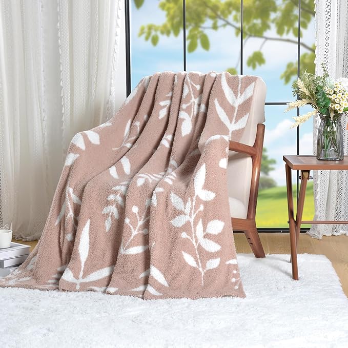 Leaf Pattern Throw Blanket Soft Cozy Spring Blanket for Bed, Couch, Sofa Lightweight Breathable Stylish Seasonal Home Decor Blanket Dusty Rose 60x80 Inches