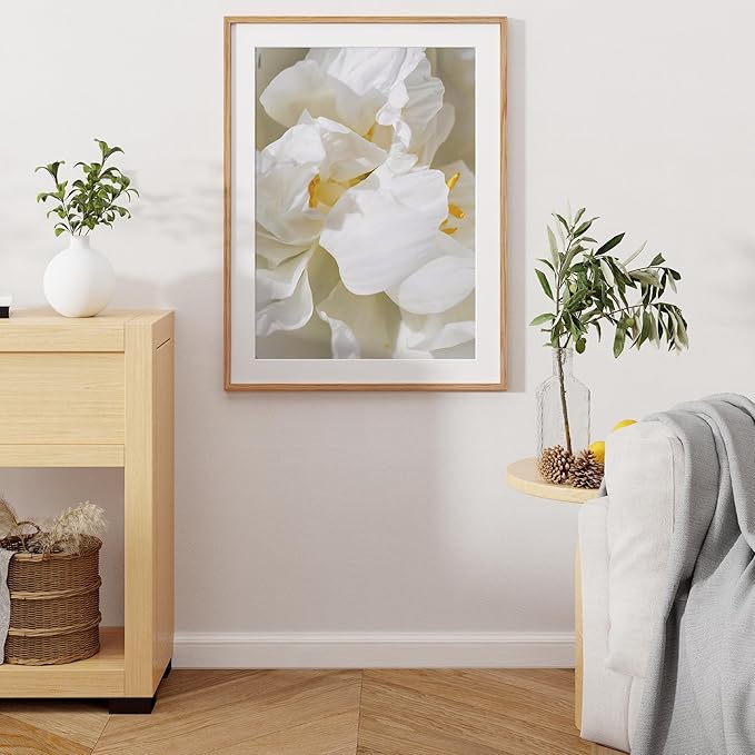 Fun Memories Oak Wood Picture Frame 24x32 for Wall, Rustic Poster Frame With Real Glass, Mat for 20x28, Natural Oak Color (1 Pack)