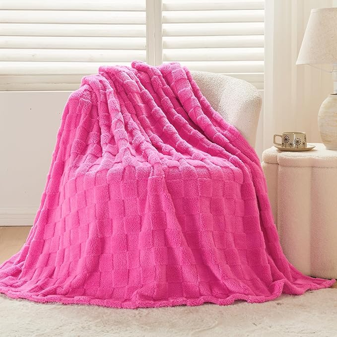 NEWCOSPLAY Super Soft Throw Blanket Hot Pink Premium Silky Flannel Fleece 3D Checkered Lightweight Bed Blanket All Season Use (Hot Pink Checkered, Throw(50"x70"))
